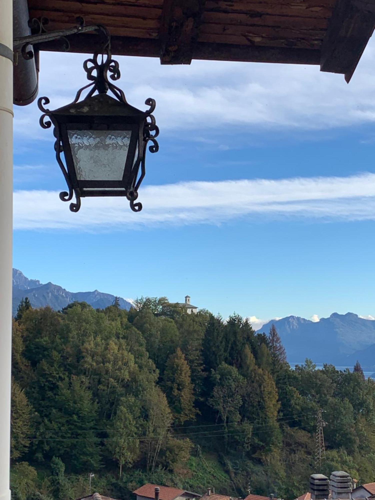Casa Savina - Stupenda Vista Lago E Monti Plesio Buitenkant foto