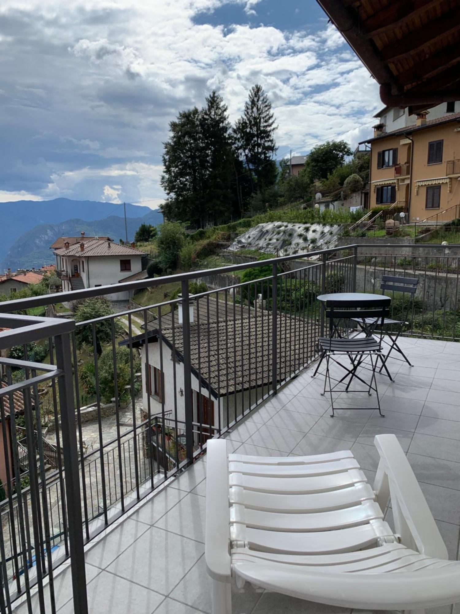 Casa Savina - Stupenda Vista Lago E Monti Plesio Buitenkant foto